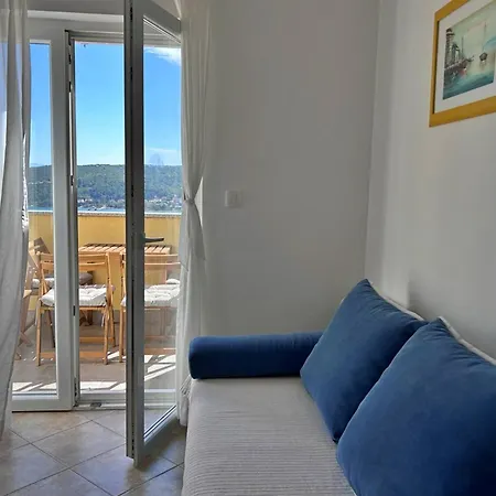 Guest house Apartments Pinta De Sol 3*