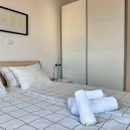 Apartments Pinta De Sol Guest house Cizici