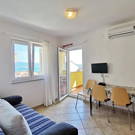 Apartments Pinta De Sol Guest house Cizici