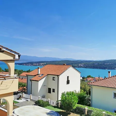 Konukevi Pinta De Sol 3*